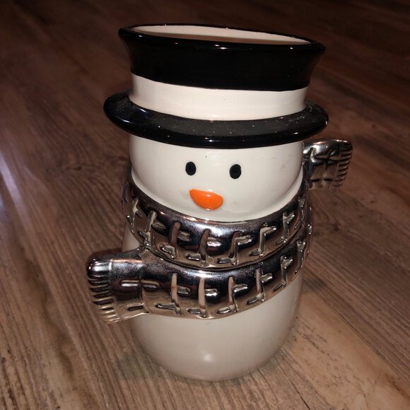 Rare Collectible Bath & Body Works White Ceramic Snowman Candle Holder Luminary - Picture 1 of 6
